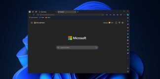 Microsoft Edge with Mica on Windows 11
